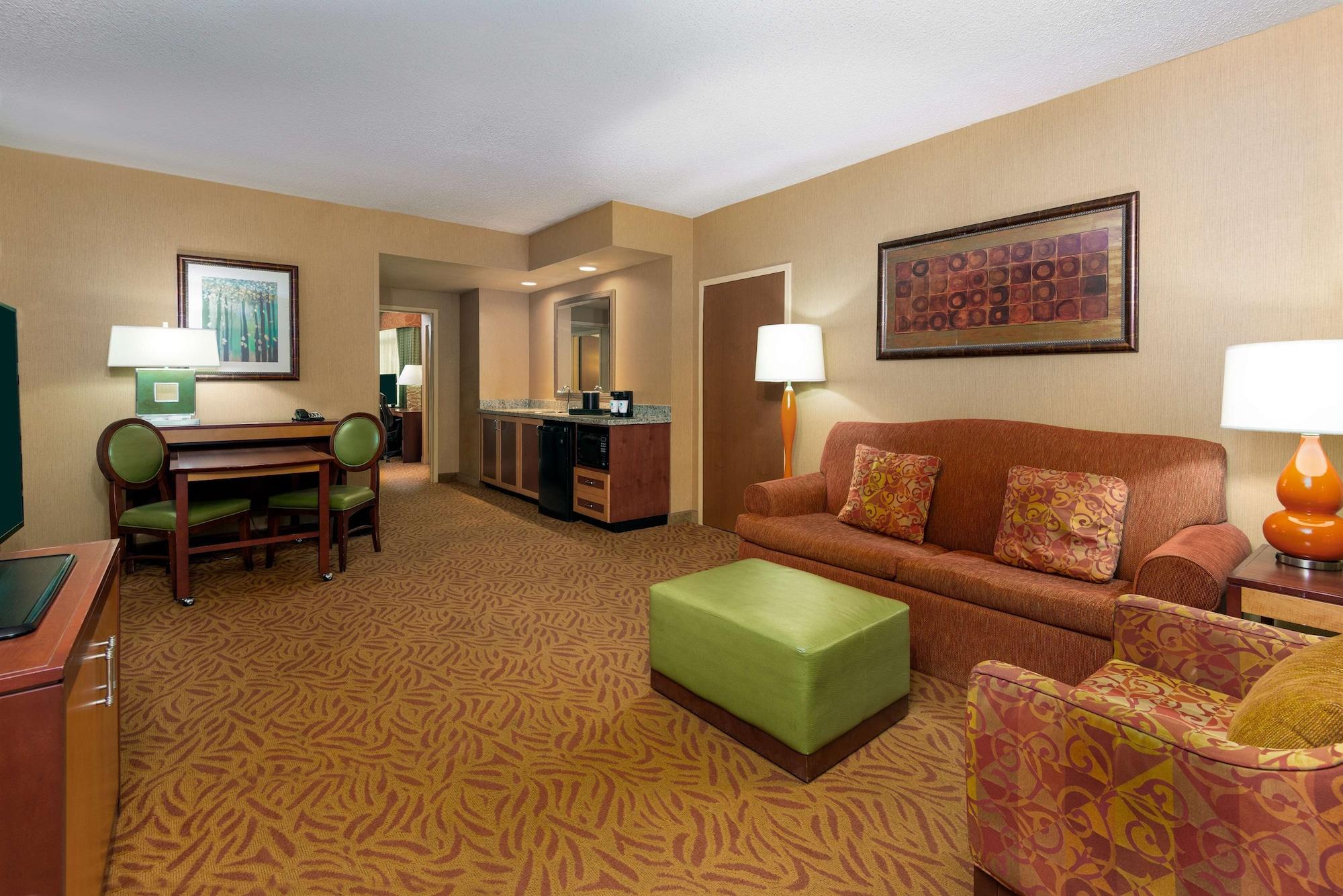 Embassy Suites Omaha- La Vista/ Hotel & Conference Center Ngoại thất bức ảnh