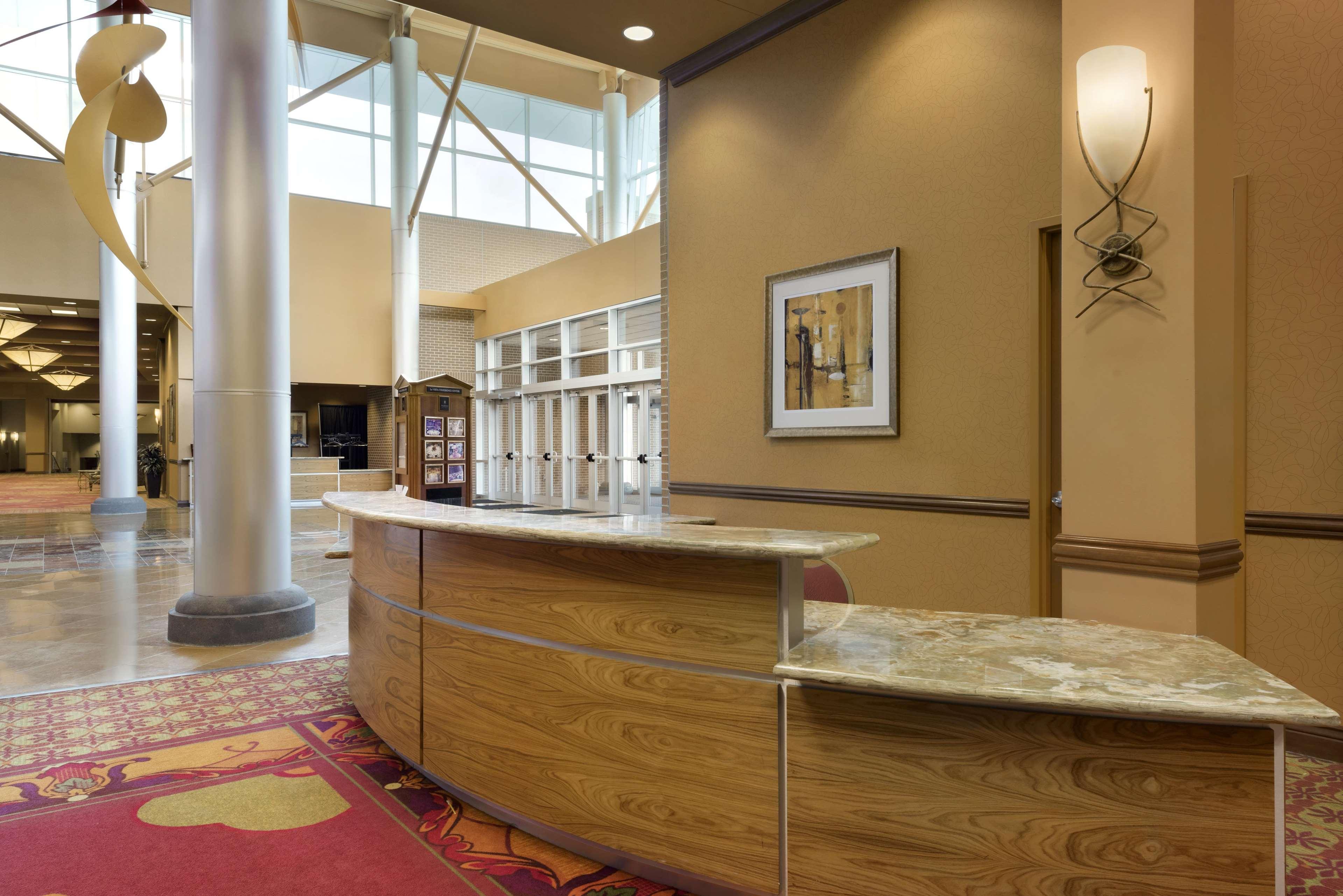Embassy Suites Omaha- La Vista/ Hotel & Conference Center Ngoại thất bức ảnh