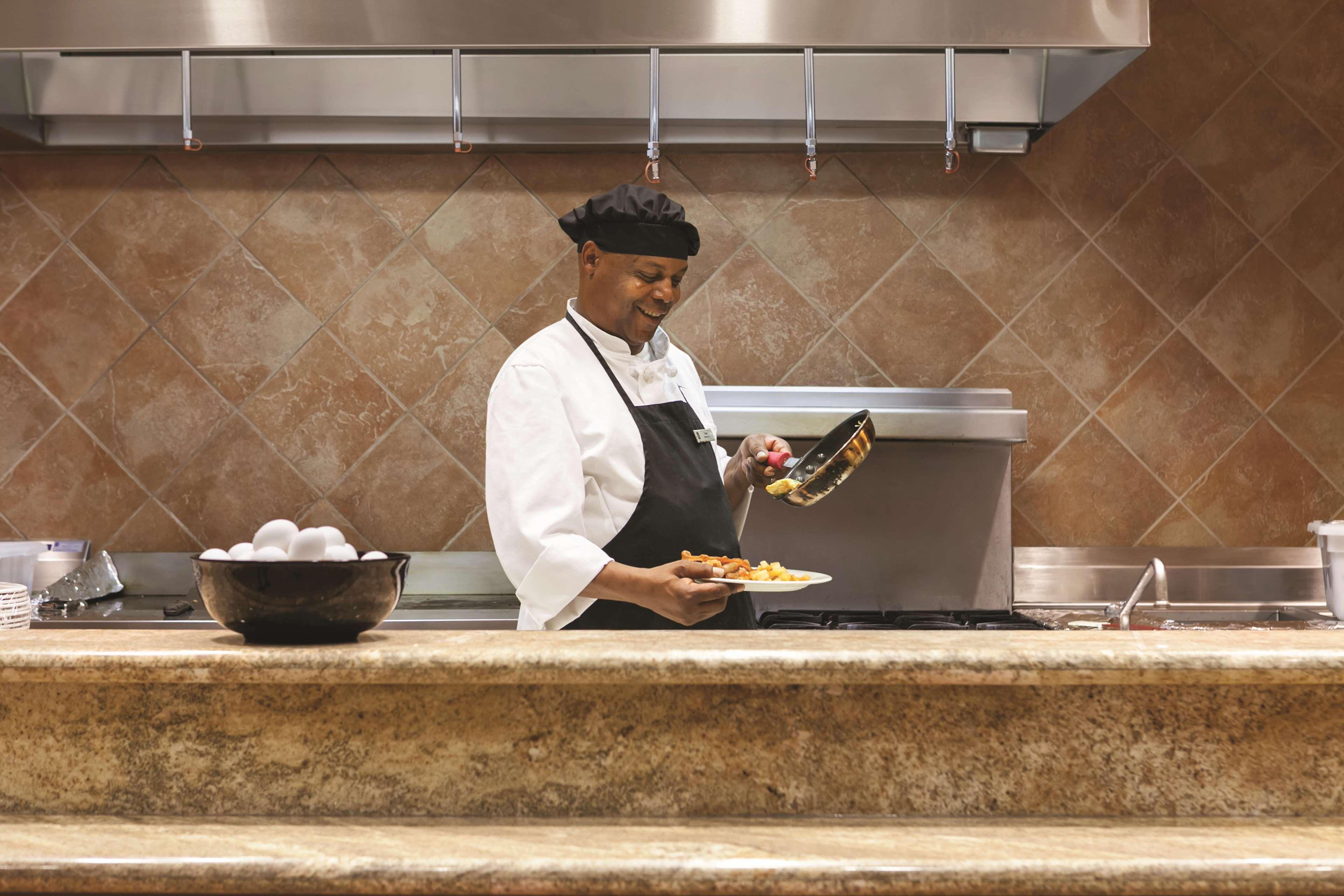 Embassy Suites Omaha- La Vista/ Hotel & Conference Center Nhà hàng bức ảnh