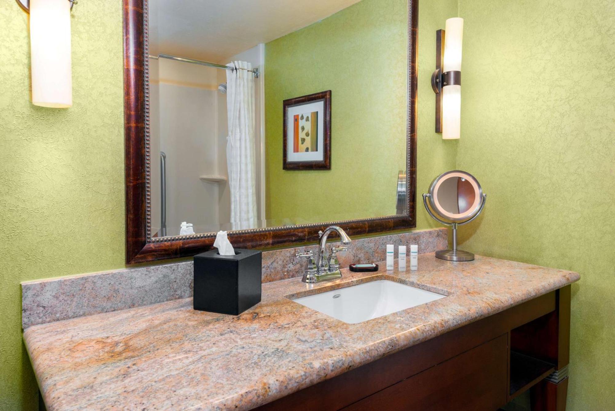 Embassy Suites Omaha- La Vista/ Hotel & Conference Center Ngoại thất bức ảnh